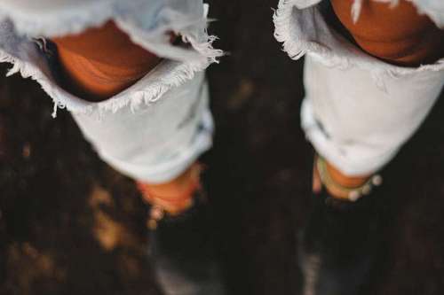 knees Jeans 