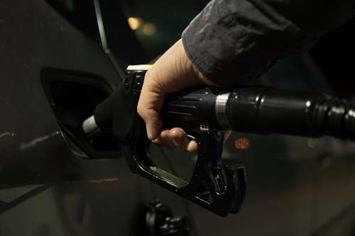 tap-to-pay Man filling up fuel