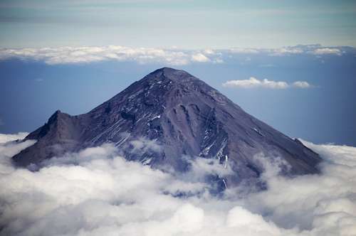 volcano popocatepetl volcano