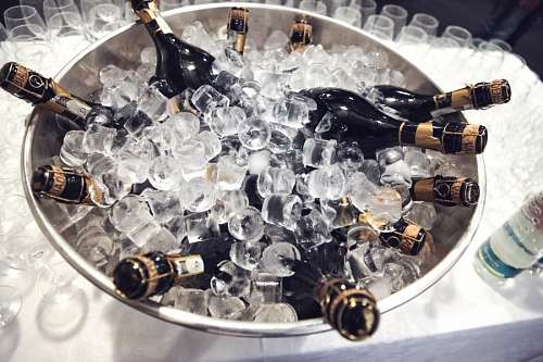 bucket Cold bottles