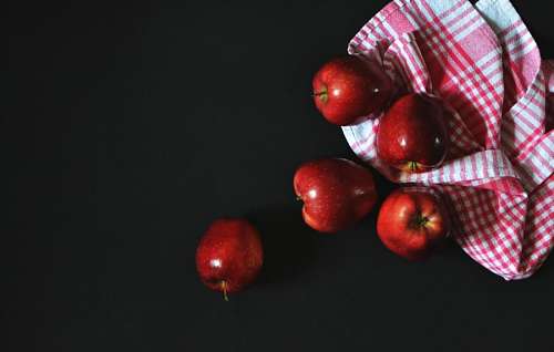apples