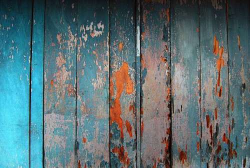 contrast Worn wood