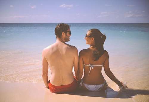 A look of love on the beach