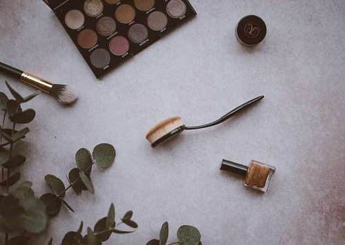 contour-line Makeup contour palette