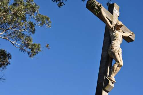 christ-statue Calvario Hill