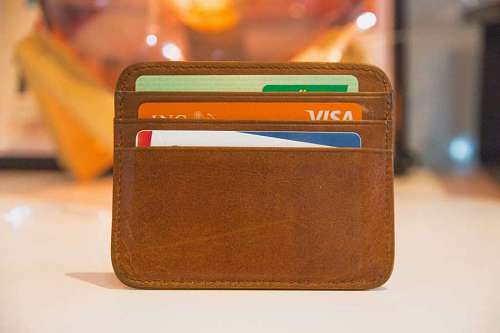 paying-in-store Leather Wallet with credit cards