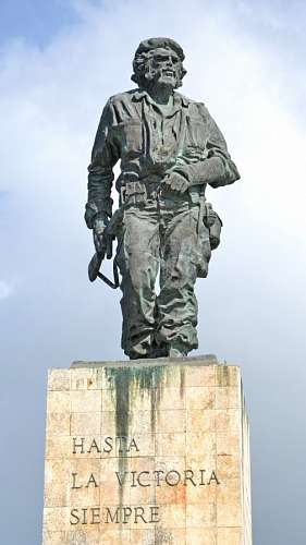 cuban-culture Che Guevara statue and the mausoleum in Revolution Square at Santa Clara on Cuba