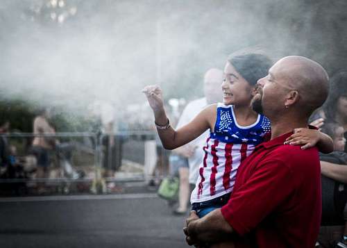 neck Father and dauther during a barbecue