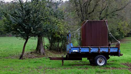 cargo-container Trailer in the field