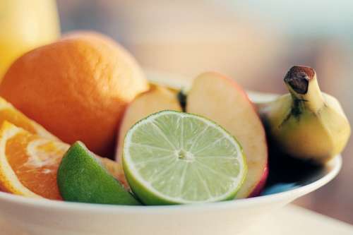 Bowl with fruit