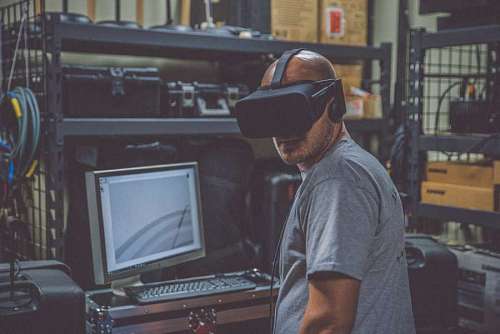 Engineer working with virtual reality glasses
