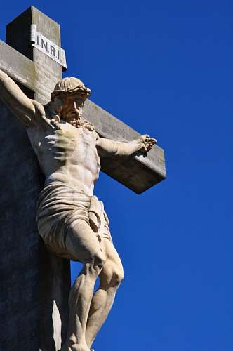 christ-statue Calvario Hill
