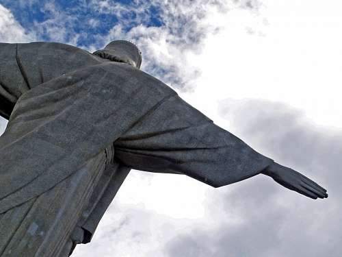 christ-statue Christ the redeemer
