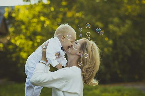 Single connection between mother and child