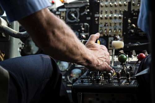 closeup of the speed lever of an airplane