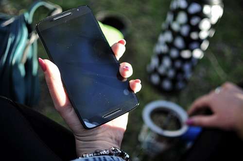 Woman with smartphone 