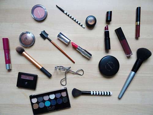 glamorous Makeup on the table