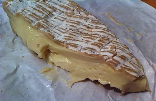 Cheese, Brie, food, salty food, cut, piece, front 