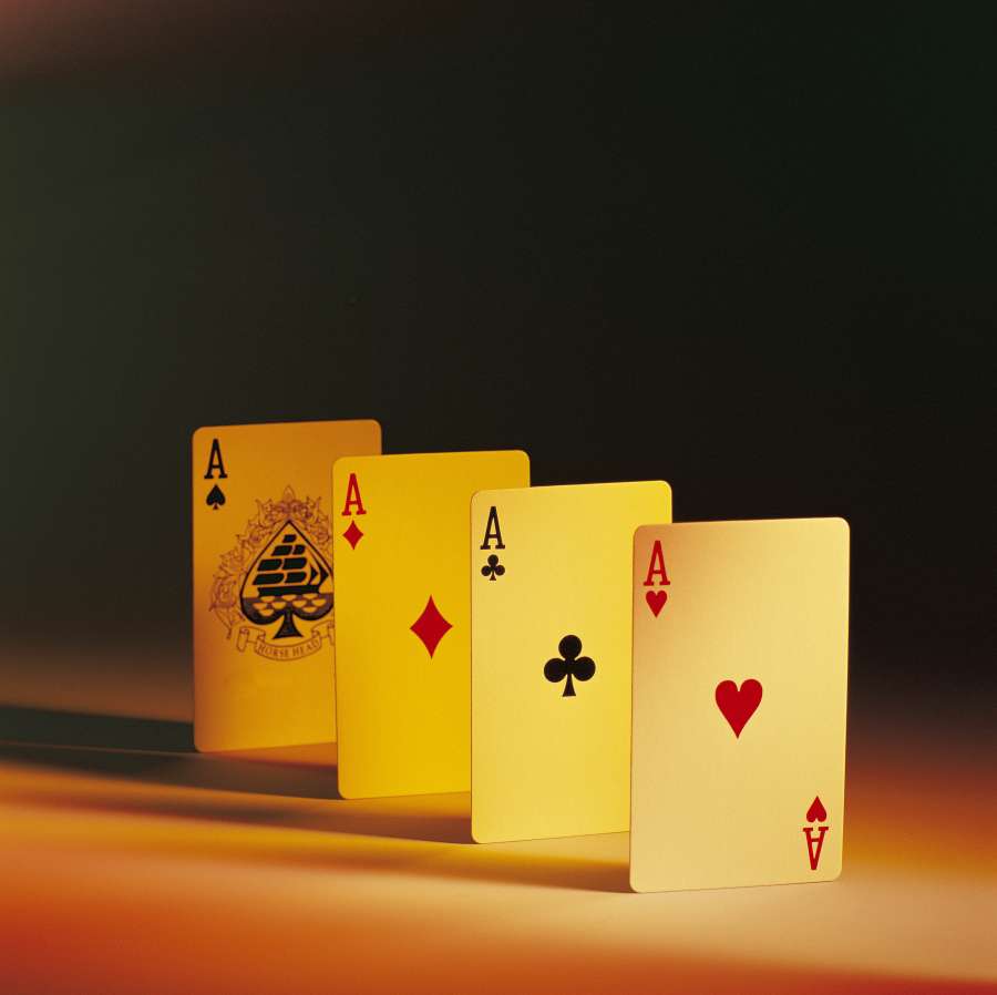 hold em, gambling, casino, win, texas, poker, spades, vegas, gamble, money, red, heart, white, hand, black
