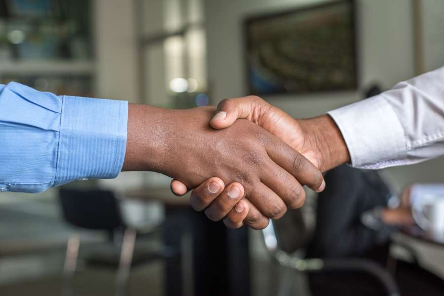 hand shake,shake hand,hand,shake,white,agreement,arm,business,businessman,communication,concept,congratulating,connect,contact,cooperation,corporate,deal,diverse,ethnic,fingers,firm,formal,friends,friendship
