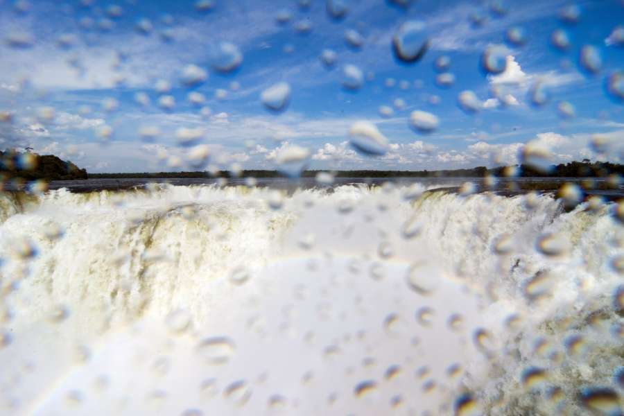Devils Throat, Garganta del Diablo, Travel Destinations, Famous Place, excursion, wonder, park, unesco, waterfall, majestic, scenery, fall, river, travel, wild, rainforest, iguazu, tropical, attraction, landmark, Argentina, beautiful, landscape, National Park, Nature, Latin America, Fog, Blue Sky, Rainbow, Wet, Drops, Water, 