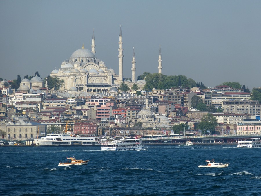 istanbul, turkey, district, famous, sultanahmet, tower, travel, view, turkish, topkapi, night, skyline, ship, yeni, sun, minaret, traditional, fisher, asia, ottoman, tourist, horn, bosporus, reflection, architecture, panorama, sunset, tourism, golden, sea, cityscape, hagia, coast, mosque, urban, landmark, evening, building, bosphorus, suleymaniye, galata, center, city, blue, sophia, boat, water, bridge, europe, landscape
