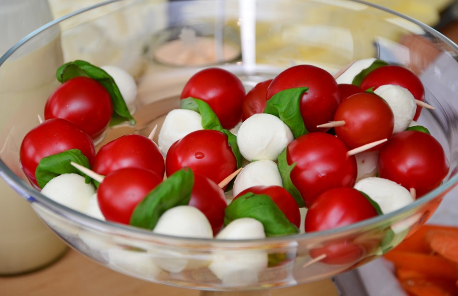 salad, tomato, cherry, mozzarella, cheese, bowl, nutrition, food, healthy, cooking, close-up, capresse, basil, 