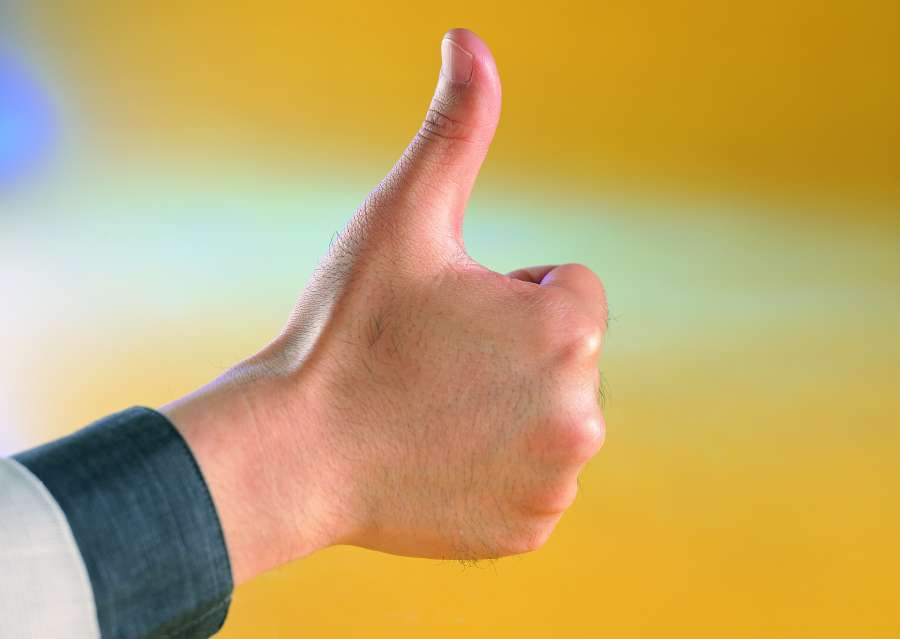 fingers, knuckles, beauty, manicure, cosmetics, communication, tanned skin, lotion, hands, yellow, time, idle hands, ok, all right,fine, good,close-up