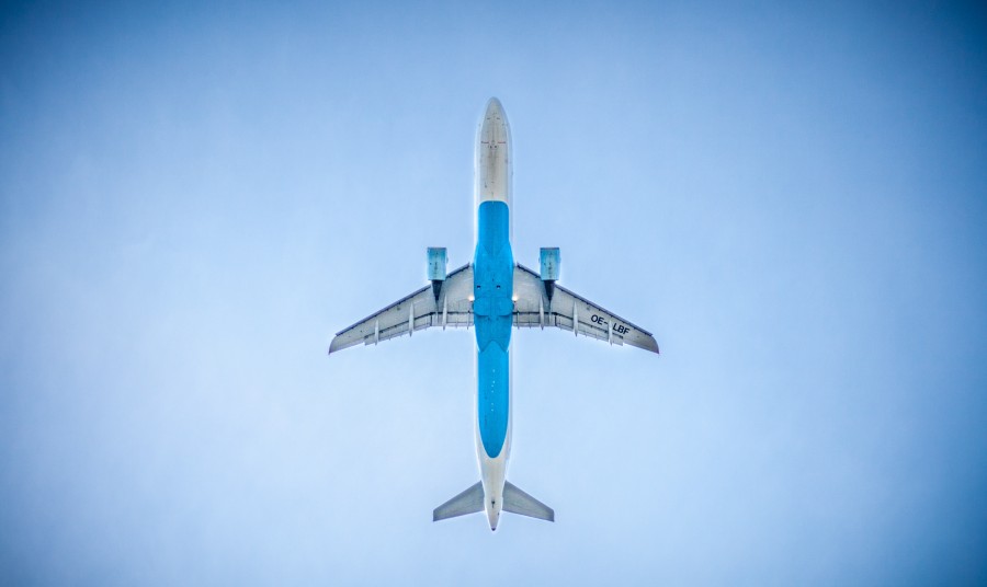 plane, transportation, sky, view from below, passengers, one, object, fly, flying, airplane