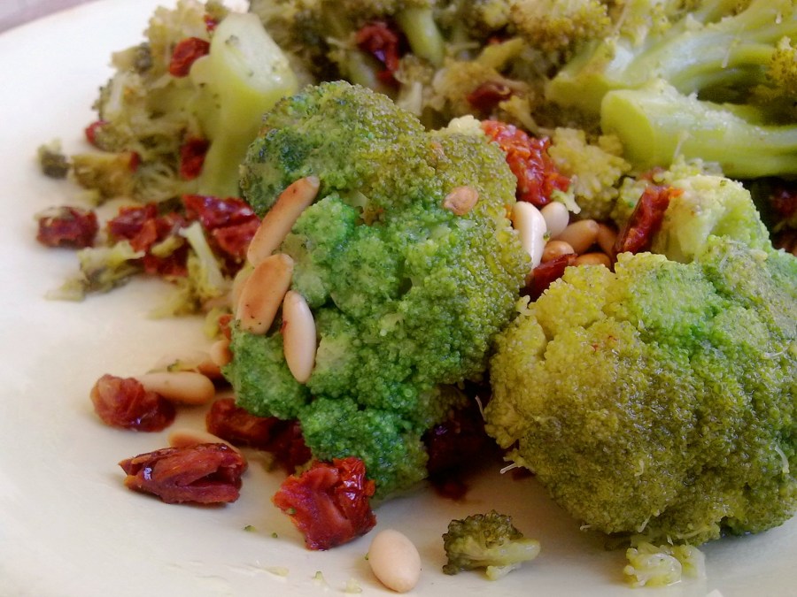 vegetables, broccoli, plate, healthy, light, food, green vegetables, gourmet cooking, 