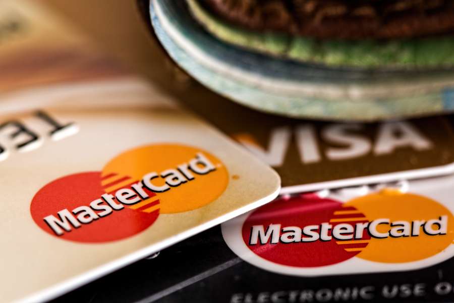 creditcard, people, pay, receive, give, money, closeup, card, customer, credit card, selling, cashpoint, hand, credit, buy, giving, shop, retail, payment, consumerism, electronic, paying, holding, seller, 