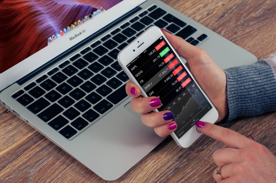 one person, people, woman, hands, finance, financial, concept, analytics, statistics, cell, phone, smartphone, traffic, technology, seo, web, design, 