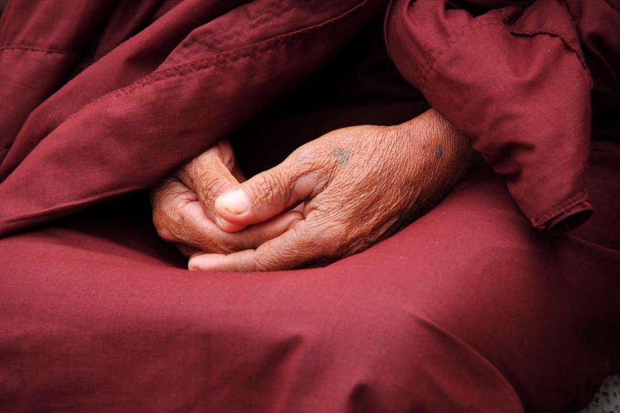 hands, hand, human, monk, Buddhist, Buddhism, meditation, meditate, position, red, tunida, adult, wrinkle, aging, tranquility, activity, sitting,