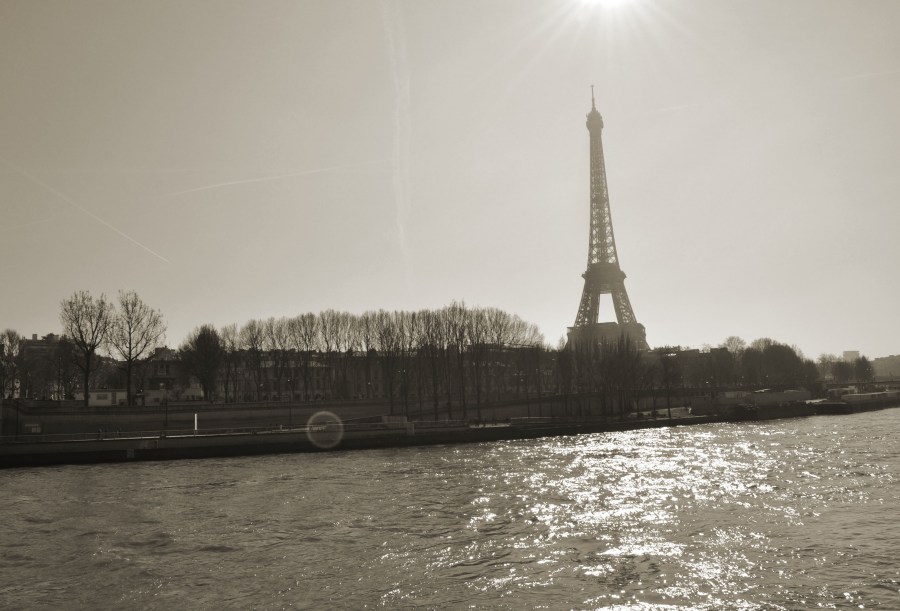 Torre Eiffel, Paris, France, Sena River, Black and White, B&W, travel