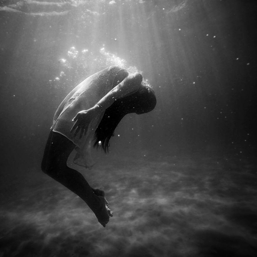 woman, underwater, seabed, sunbeam, bubbles, floating, floating, relax, concept, swimming,