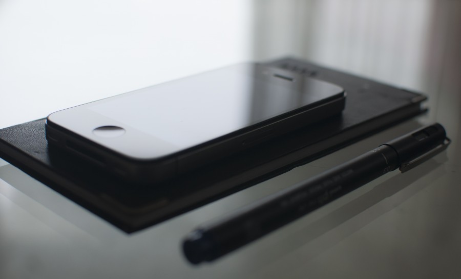 notes, office, desk, workspace, workplace, iphone, apple, mobile, phone, keyboard, pencil, minimalist, minimal, business, tech, technology, smartphone, black, book, calendar