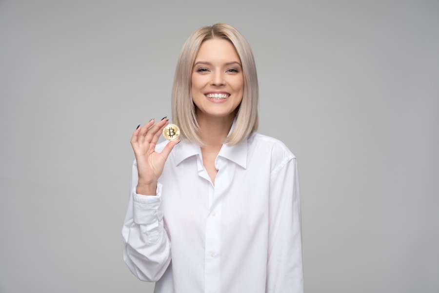 bitcoin, woman, financial, money, finance, hand, currency, crypto, business, cryptocurrency, coin, golden, exchange, concept, banking, smile, virtual, bit, payment, gold, market, background, internet, electronic, commerce, symbol, female, young, happy, girl, bank, economy, cash, btc, mining, web, white, beautiful, person, caucasian, digital, isolated, portrait, technology, metal, trade, businesswoman, holding, sign, network