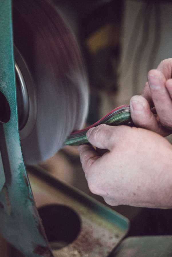 industrial, grinder, man, equipment, tool, worker, steel, metal, hand, work, workshop, industry, grinding, factory, machine, manufacturing, electric, iron, job, power, service, mechanic, safety, engineering, construction, heavy, fire, spark, abrasive, mechanical, building, fitter, angle, cut, motion, cutting, blade, side, circle, machinery, sparks, people, detail, pipe, gloves, electrical, blue, cutter, light, bright