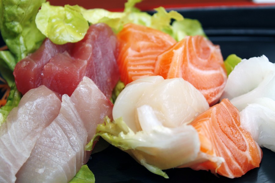 roll, philadelphia, salmon, sea, food, nori, popular, meal, delicacy, yummy, soy, ginger, avocado, grass, kelp, sushi, traditional, asia, dinner, tasty, seaweed, wasabi, sashimi, rice, wooden, maki, chopstick, board, japanese, american, seafood
