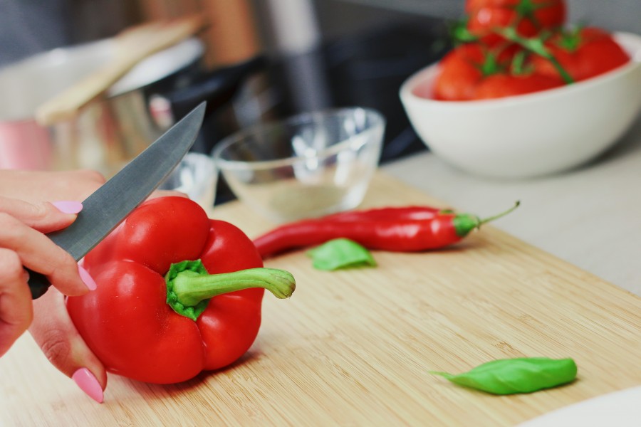 peppers, red, vegetable, cook, cooking, pepper, knife, wooden board, cut, pepper,