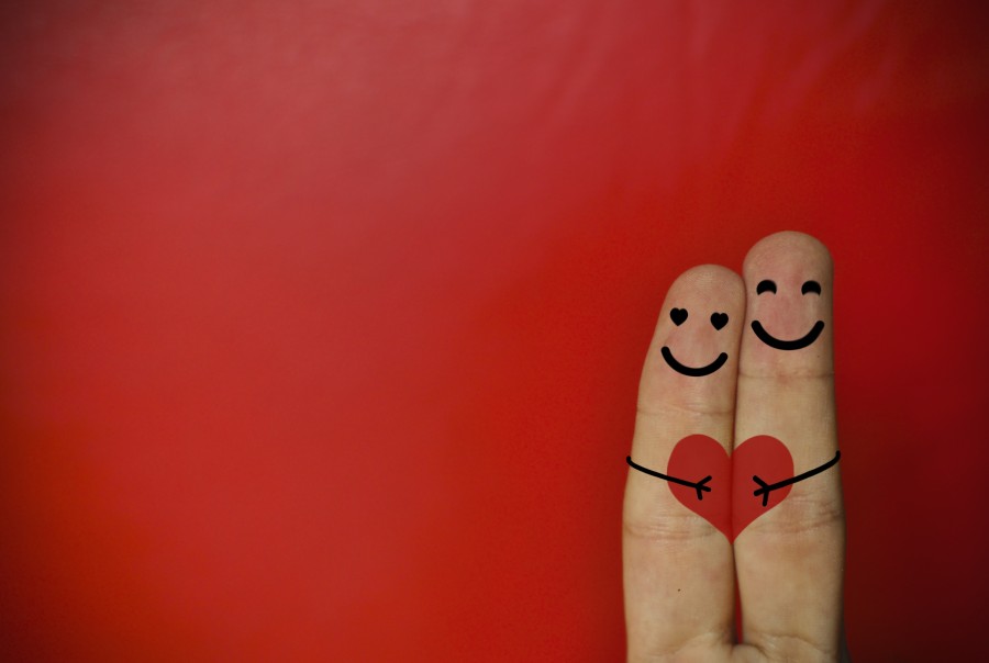 Love, fingers, hand, red, valentines day, valentine, heart, background, wallpaper 4k, wallpaper hd
