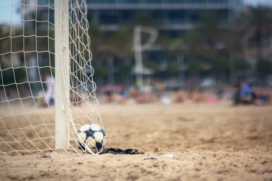 soccer sport ball, bow, red, shot, sand, front view, soccer, beach, beach 