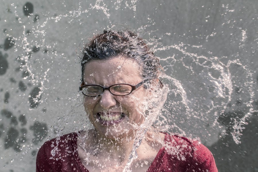 concept, a person, people, woman, adult, splash, water, baldazo, wet,
