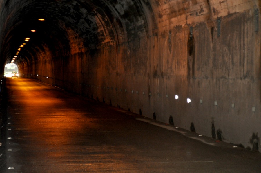tunnel , interior, architecture, dark, darkness , vehicle , auto, light, lights,