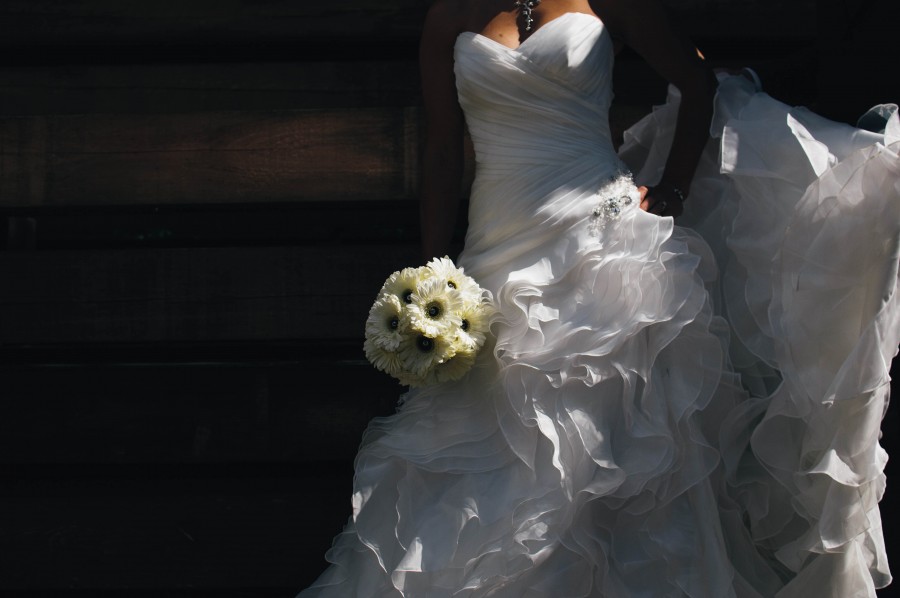 one person, people, woman, marriage, marriage, dress, bride, white, bouquet, day, bride, engagement,