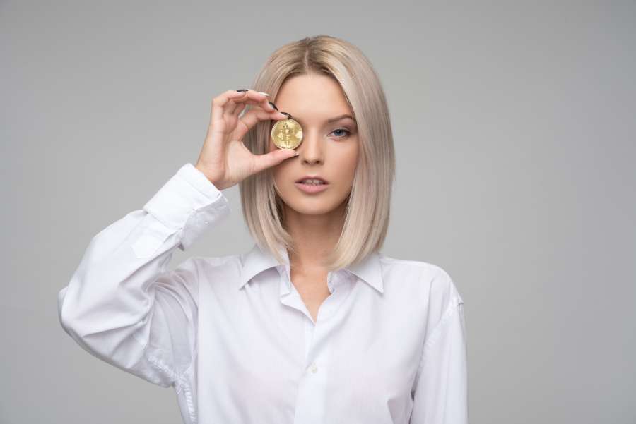 money, coin, business, finance, concept, bitcoin, digital, female, happy, currency, girl, woman, virtual, exchange, person, cash, investment, trade, payment, technology, lady, blonde, commerce, symbol, market, cryptocurrency, internet, young, future, banking, blond, blockchain, background, glasses, modern, electronic, financial, pretty, success, crypto, silver, tech, entertainment, gadget, game, simulation, crypto currency, experience, cyberspace, golden
