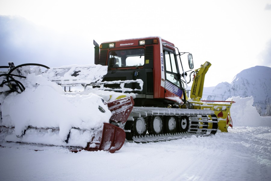 excavator, machine, machinery, snow, winter, cold,