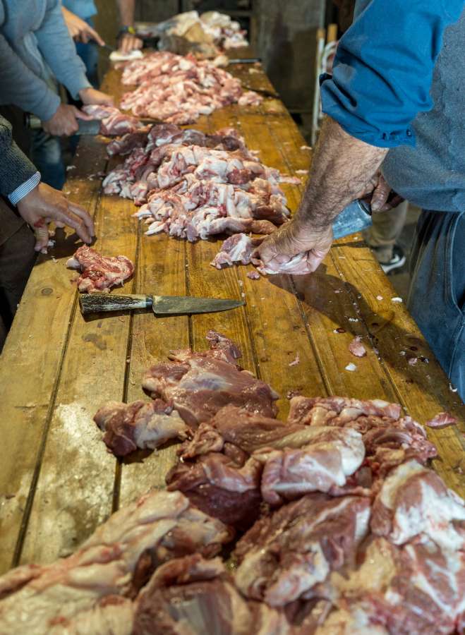 Argentina, Asado, Meat, Food, Typical, Patagonia, Cow, Beef, Animal, Slaughter, Knife, People, Work, Profession, Butcher, Field, Rural scene, Production, Livestock, Piece, Part, 