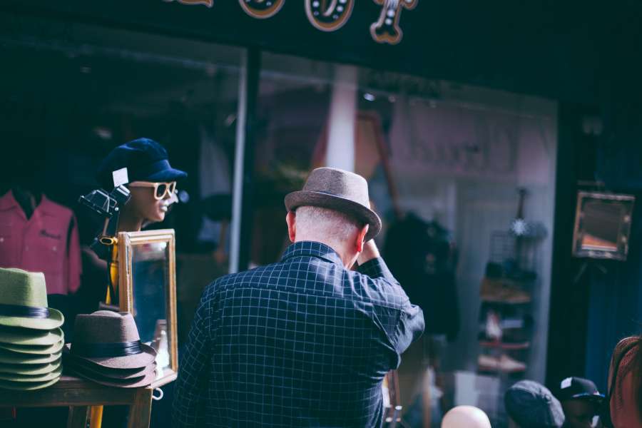 man, adult, 50 years old, tourist, tourism, vacation, travel, hat, fashion, elegant, fashion, destination, exterior, walking,