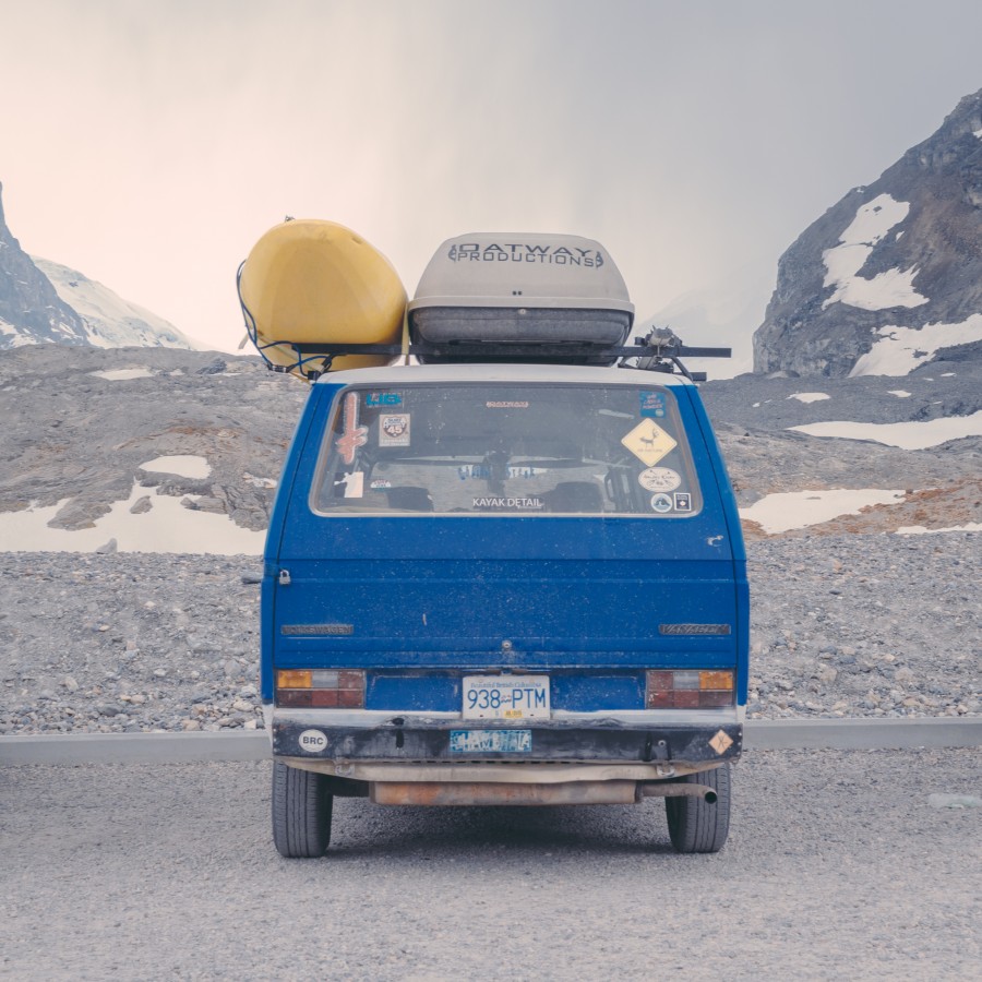 vacation, travel, antique, old, kayaking, auto, car, truck, van, transportation, luggage, nobody,
